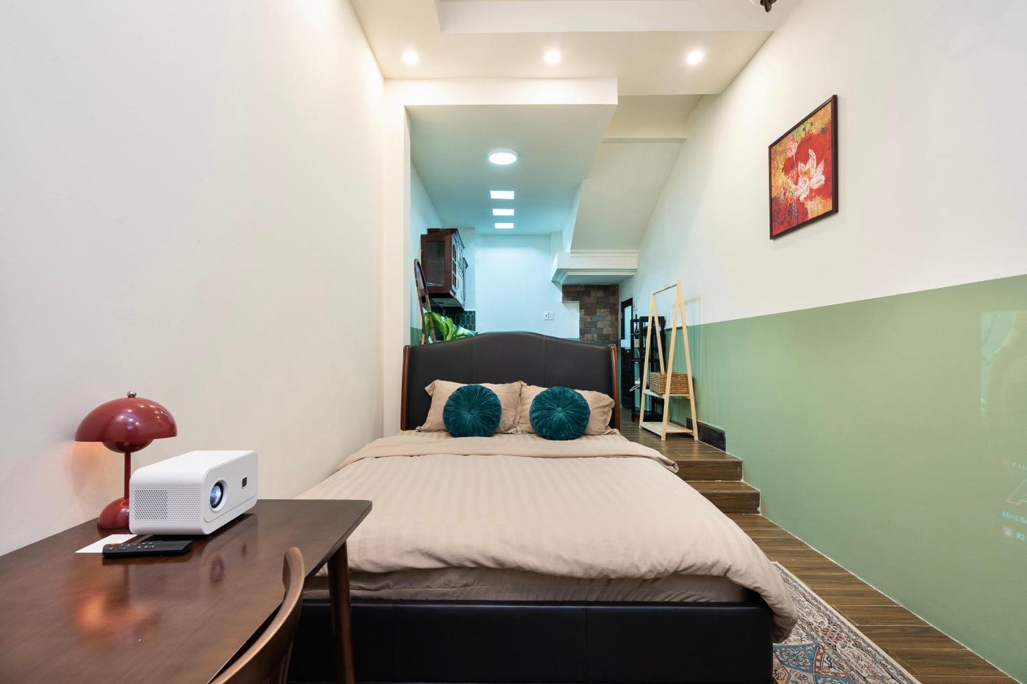 A Little Saigon Hotel - Bui Vien Walking Street ホーチミン市 エクステリア 写真