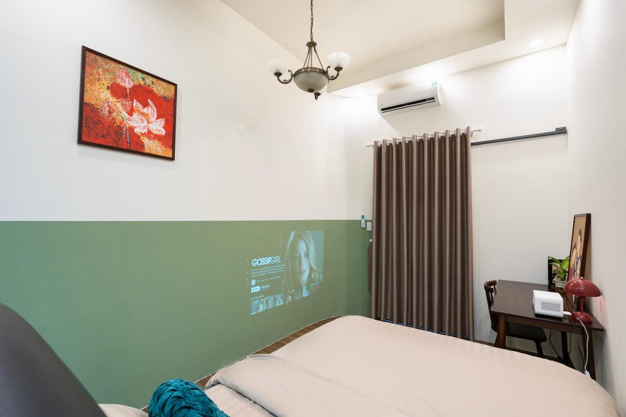 A Little Saigon Hotel - Bui Vien Walking Street ホーチミン市 エクステリア 写真